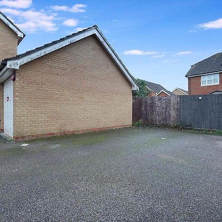 Comfortable Stylish Townhouse In Ashford Sleeps 5 Netflix 2 Parking Spaces Perfect For Contractors And Families Exterior foto