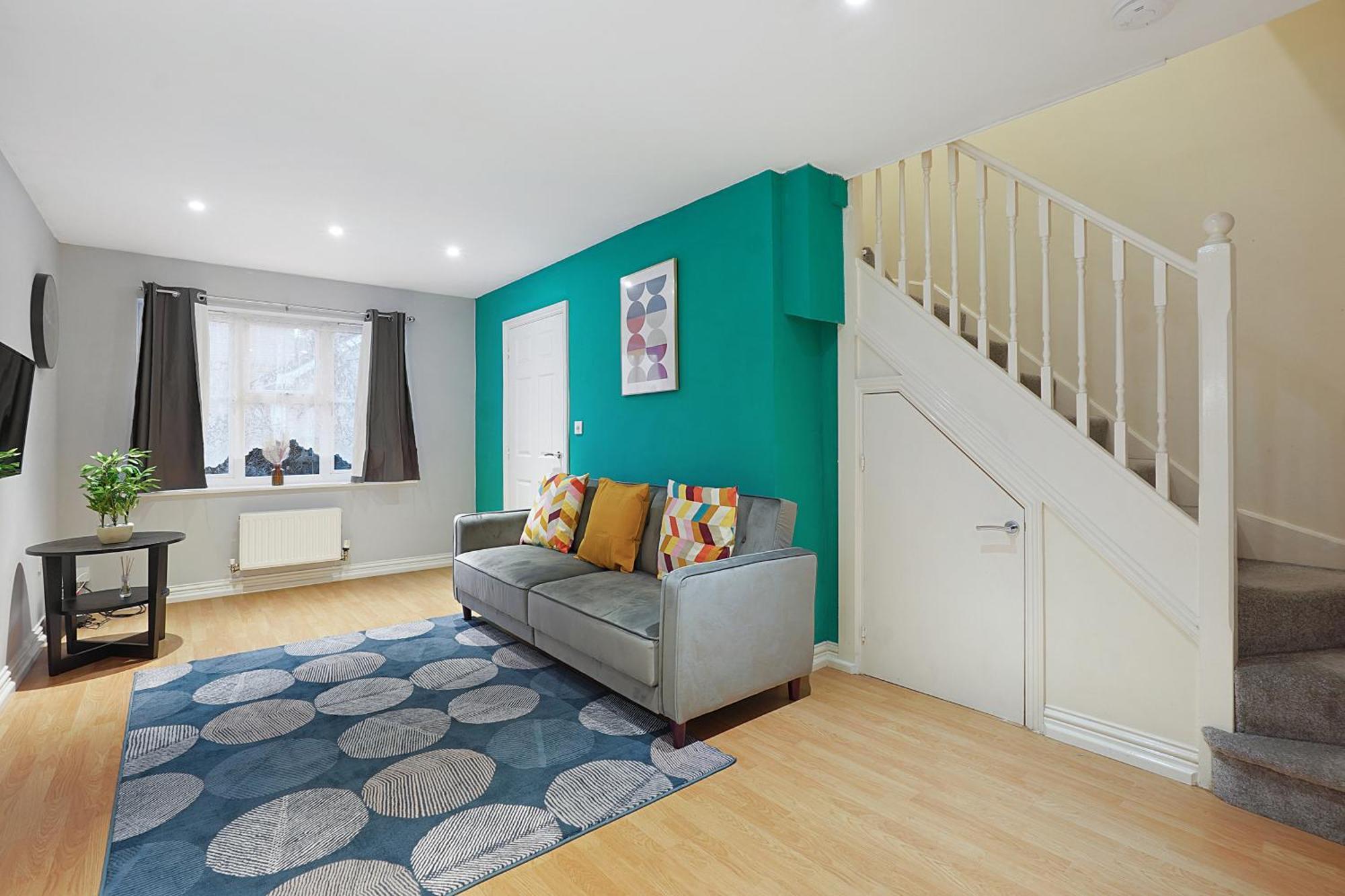 Comfortable Stylish Townhouse In Ashford Sleeps 5 Netflix 2 Parking Spaces Perfect For Contractors And Families Exterior foto